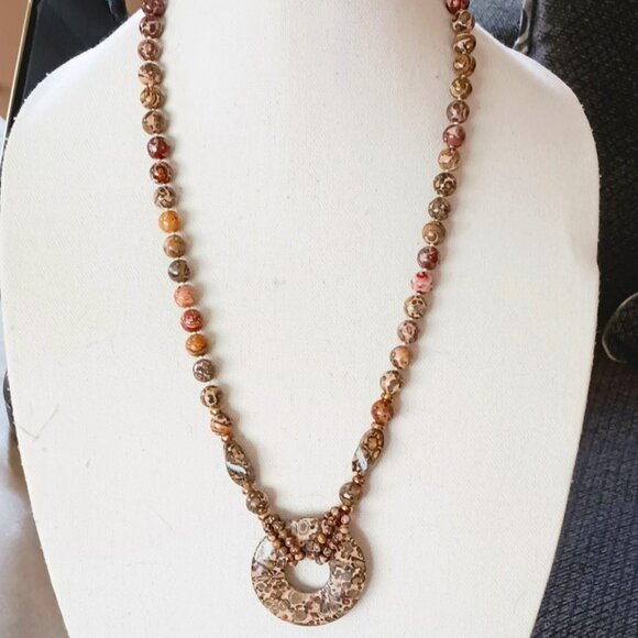 Knotted Jasper Bead Necklace 24" Gold Beads Large Disk Pendant Fish Hook Clasp - Picture 4 of 8